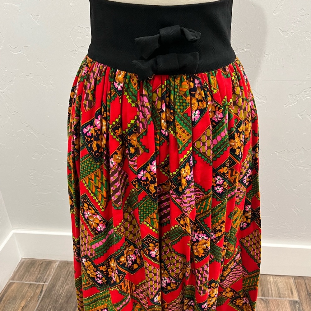 Vintage High Waisted African Print Thick Banded Abstract Maxi Skirt XS